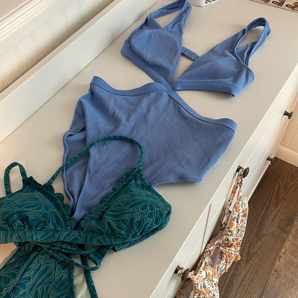 Bathingsuit bundle